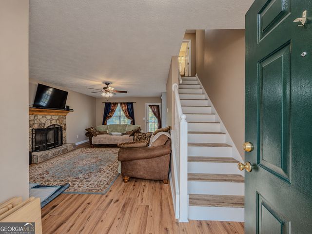 3172 Rockview Drive, Loganville, GA 30052