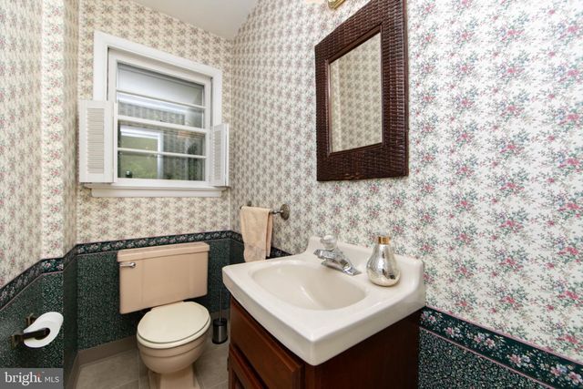 407 GRAISBURY AVE, Haddonfield, NJ 08033