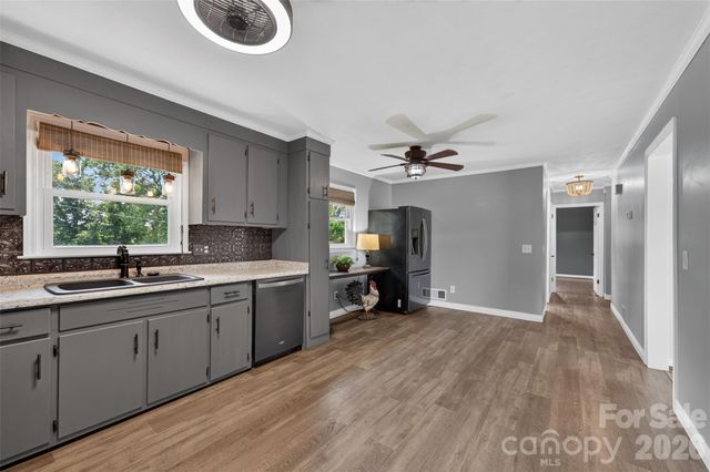 2671 Terrace Drive, Granite Falls, NC 28630