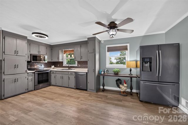 2671 Terrace Drive, Granite Falls, NC 28630