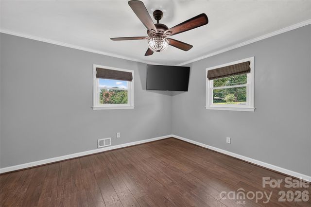 2671 Terrace Drive, Granite Falls, NC 28630