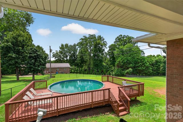 2671 Terrace Drive, Granite Falls, NC 28630