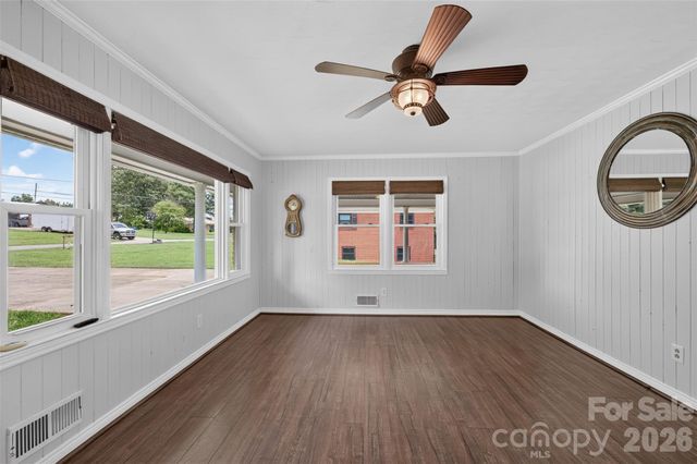 2671 Terrace Drive, Granite Falls, NC 28630