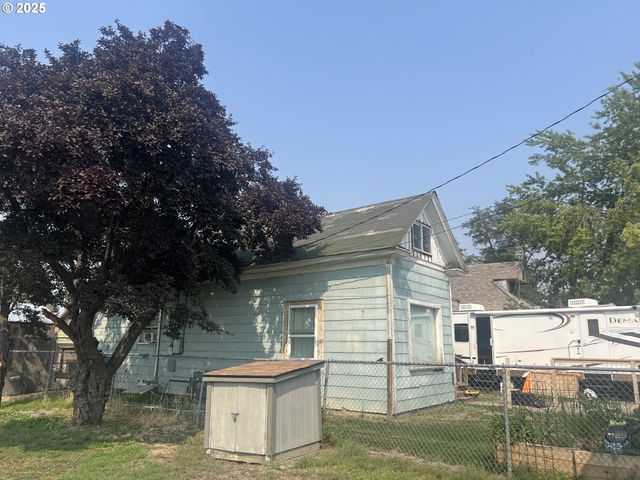 1235 4TH St, Baker City, OR 97814