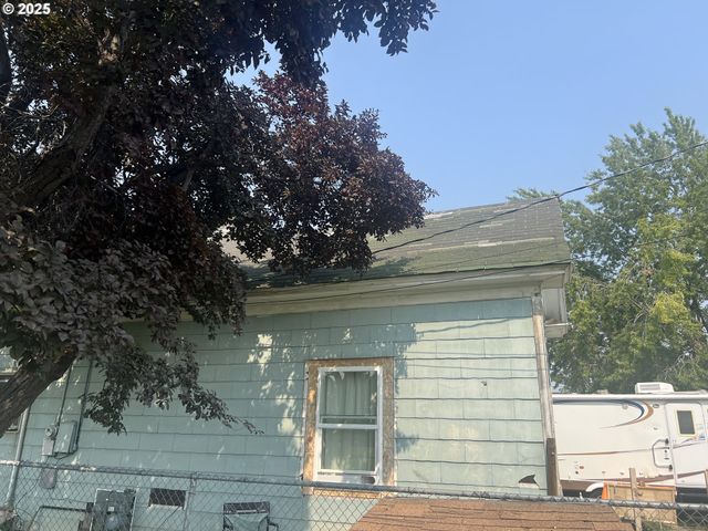 1235 4TH St, Baker City, OR 97814