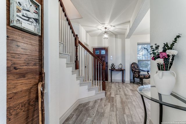 2214 Loska Manor, San Antonio, TX 78251