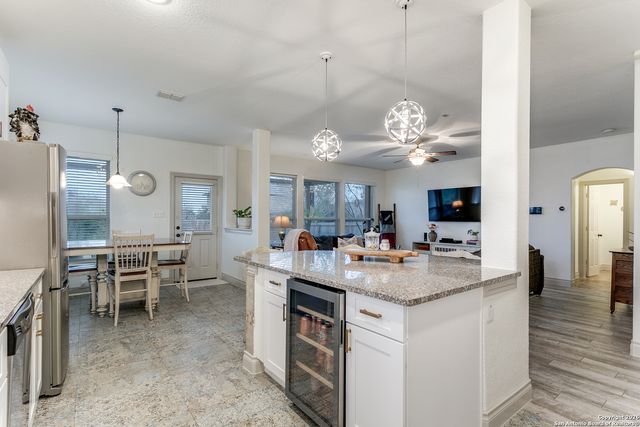 2214 Loska Manor, San Antonio, TX 78251