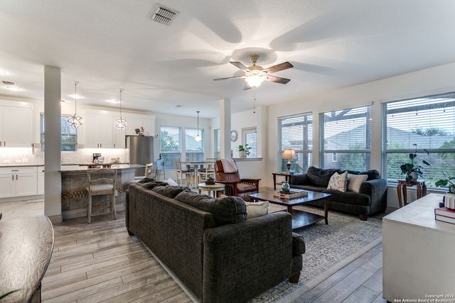 2214 Loska Manor, San Antonio, TX 78251