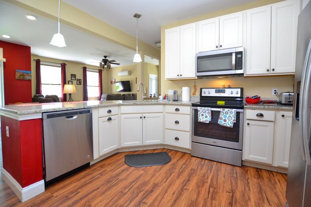 132 Stillwater Ln Unit 1, Williston, VT 05495