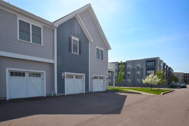 132 Stillwater Ln Unit 1, Williston, VT 05495