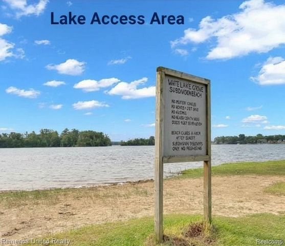 4861 Allingham Drive, White Lake, MI 48383