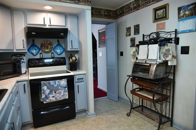 102 Keswick Farm RD, Troutville, VA 24175