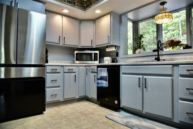 102 Keswick Farm RD, Troutville, VA 24175