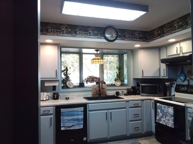 102 Keswick Farm RD, Troutville, VA 24175