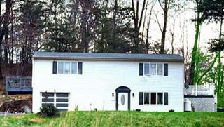 102 Keswick Farm RD, Troutville, VA 24175