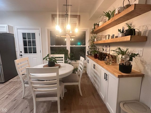 306 W Burnside Avenue, Fairland, IN 46126