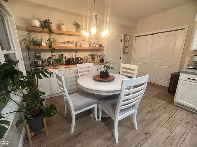 306 W Burnside Avenue, Fairland, IN 46126