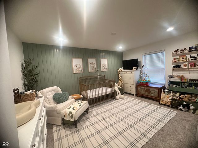 306 W Burnside Avenue, Fairland, IN 46126