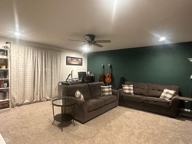 306 W Burnside Avenue, Fairland, IN 46126