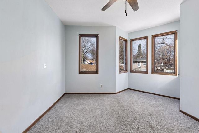 534 Annapolis Street, South Saint Paul, MN 55075