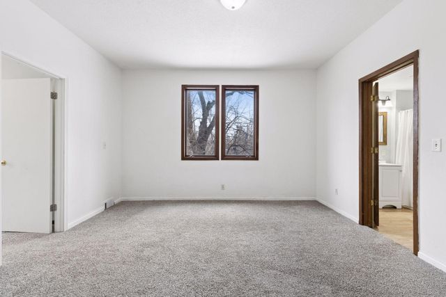 534 Annapolis Street, South Saint Paul, MN 55075