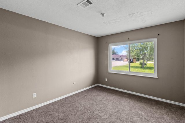 109 Timber Lane, Baytown, TX 77520