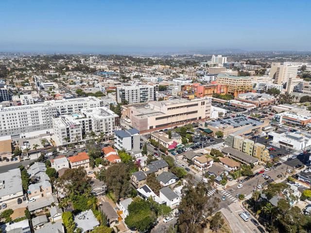 727 ROBINSON AVE C, San Diego, CA 92103