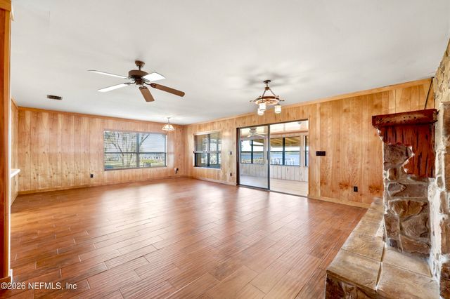 9022 HECKSCHER Drive, Jacksonville, FL 32226