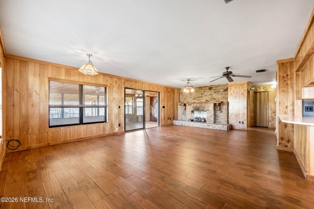 9022 HECKSCHER Drive, Jacksonville, FL 32226