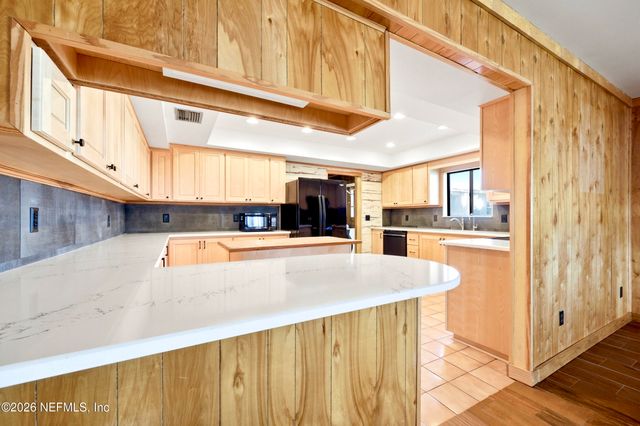 9022 HECKSCHER Drive, Jacksonville, FL 32226