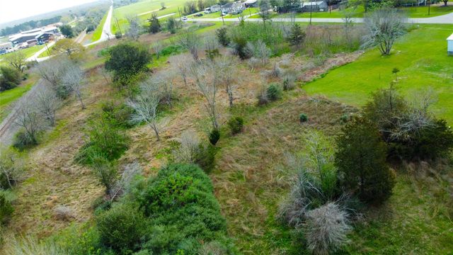 00 3rd Street, Hempstead, TX 77445