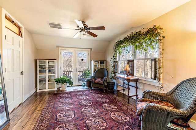 415 Green Bay ROAD, Cedarburg, WI 53012