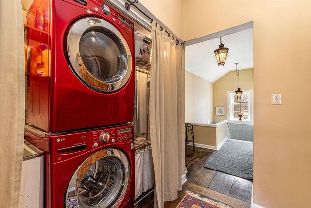 415 Green Bay ROAD, Cedarburg, WI 53012