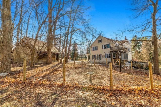 415 Green Bay ROAD, Cedarburg, WI 53012