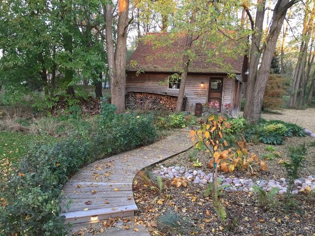 415 Green Bay ROAD, Cedarburg, WI 53012