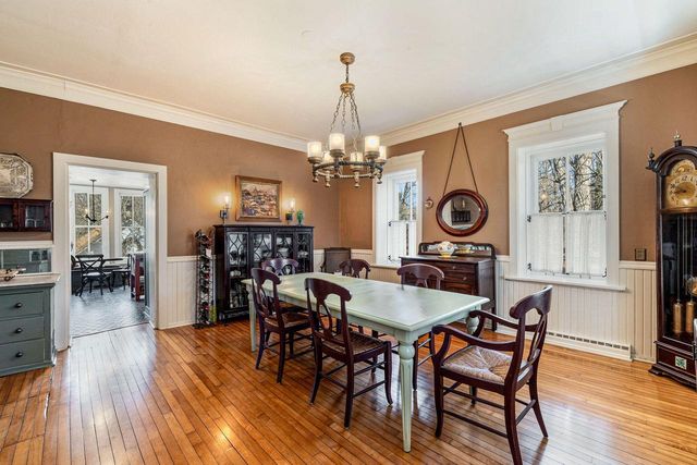 415 Green Bay ROAD, Cedarburg, WI 53012