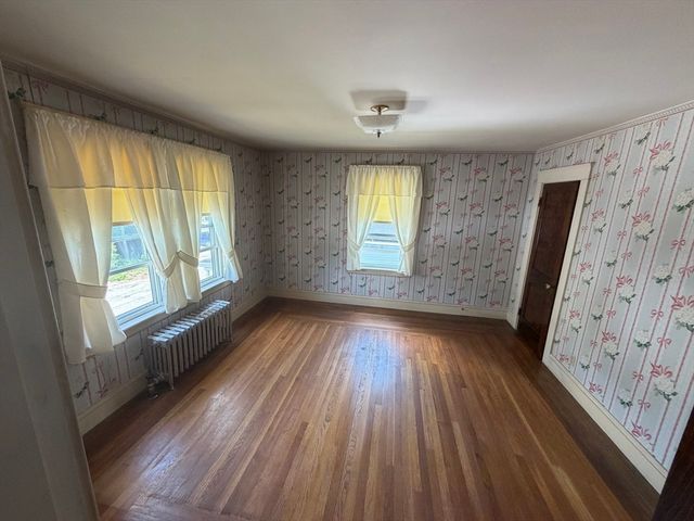 130 Emerald St, Gardner, MA 01440