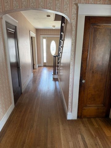 130 Emerald St, Gardner, MA 01440