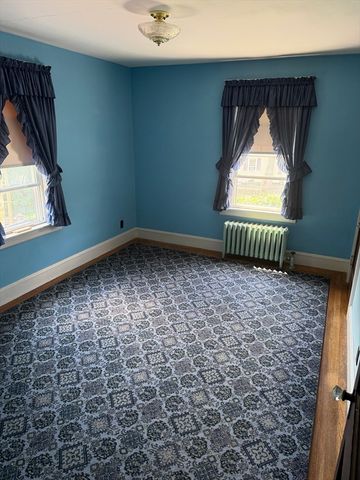 130 Emerald St, Gardner, MA 01440
