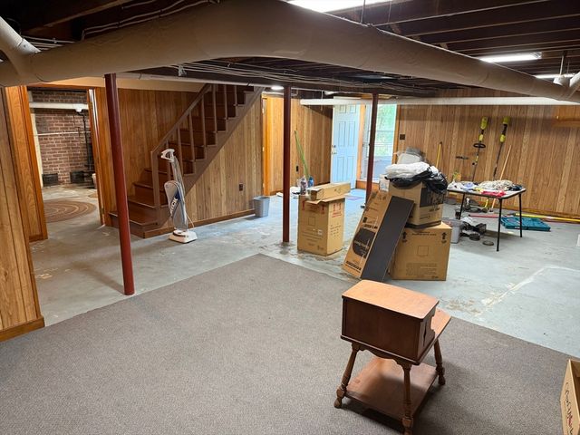 130 Emerald St, Gardner, MA 01440