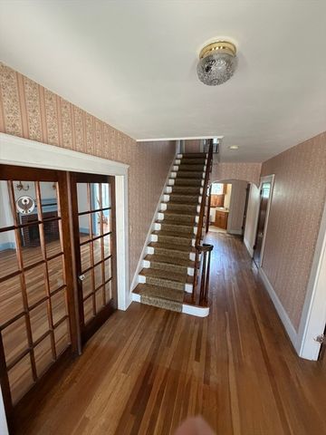 130 Emerald St, Gardner, MA 01440