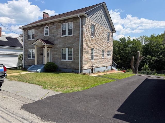 130 Emerald St, Gardner, MA 01440
