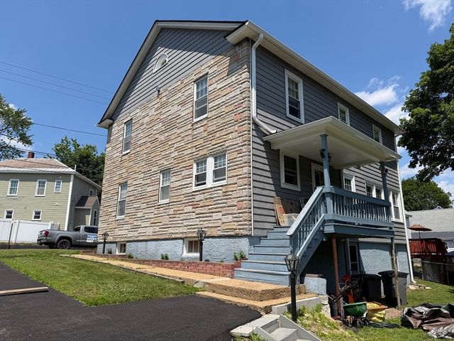 130 Emerald St, Gardner, MA 01440