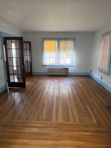 130 Emerald St, Gardner, MA 01440