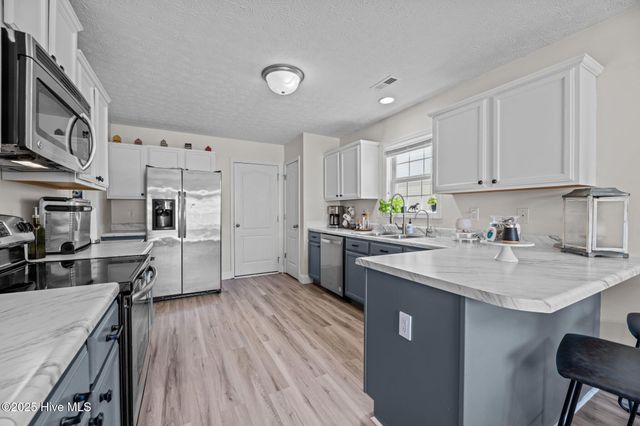 3106 Bettye Gresham Lane, New Bern, NC 28562