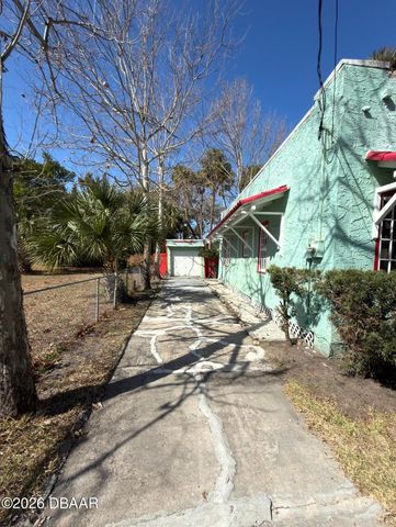322 Taylor Avenue, Daytona Beach, FL 32114