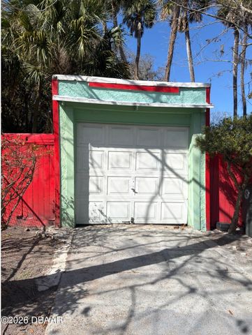 322 Taylor Avenue, Daytona Beach, FL 32114