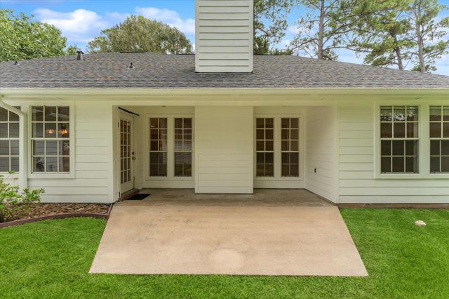 12106 Browning Drive, Montgomery, TX 77356