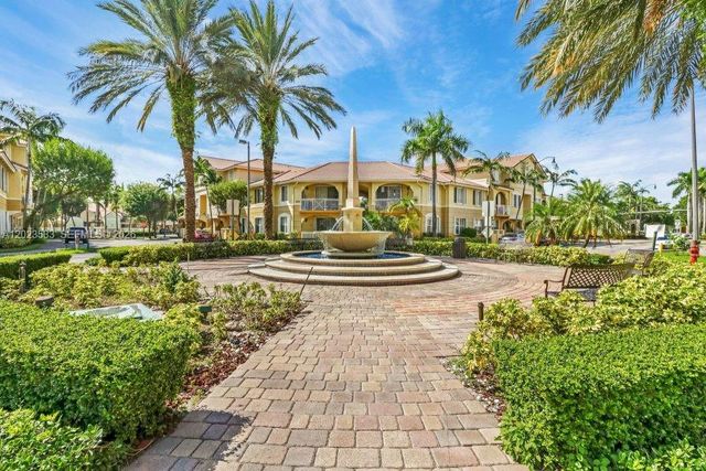 8960 W Flagler St 3, Miami, FL 33174