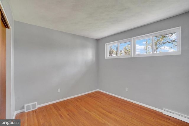2833 ANITA DR, Dover, PA 17315